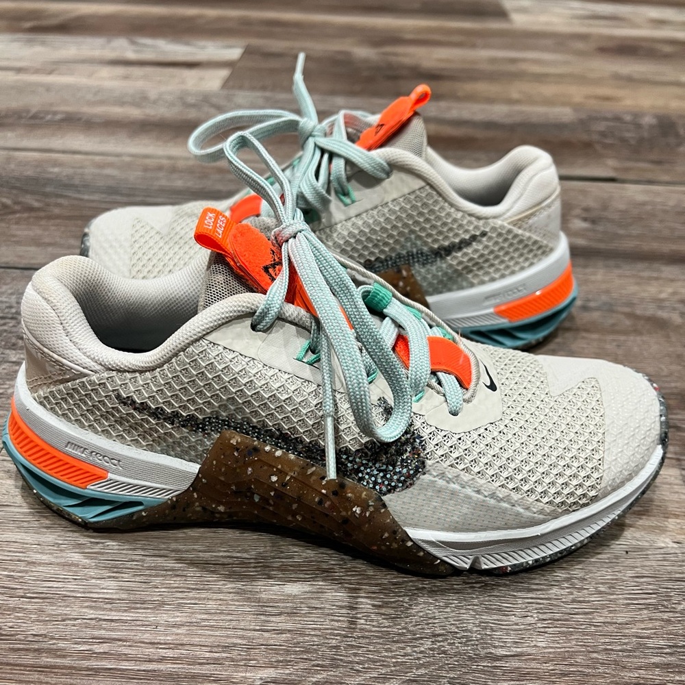 Nike Metcon 7 Light Bone Color